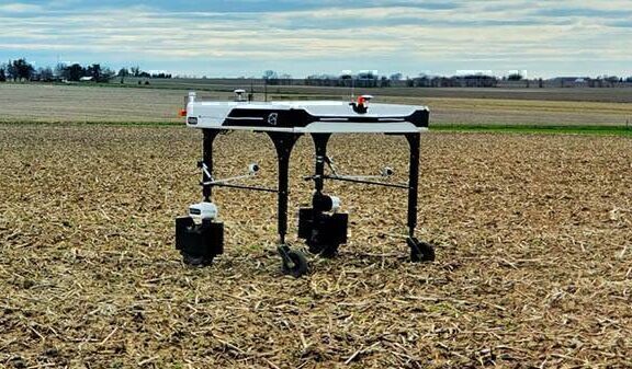 Solinftec 推出用于精确农药应用的 Solix 喷雾机器人