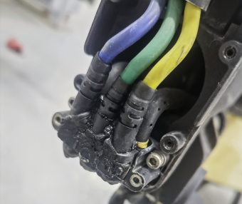 动力电机和电调三相线焊接方法