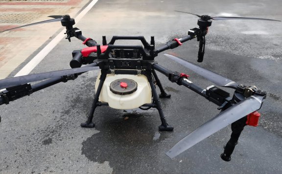 极飞P150 2024款 农业无人机水泵电调板的接线顺序